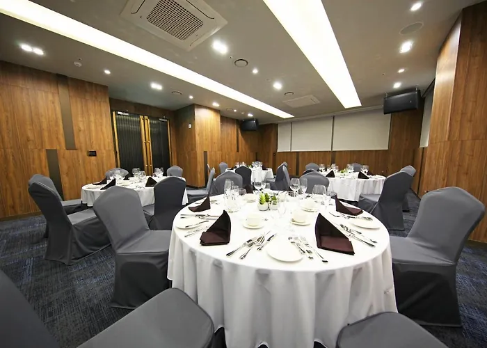Layers Hadan Hotel 4*