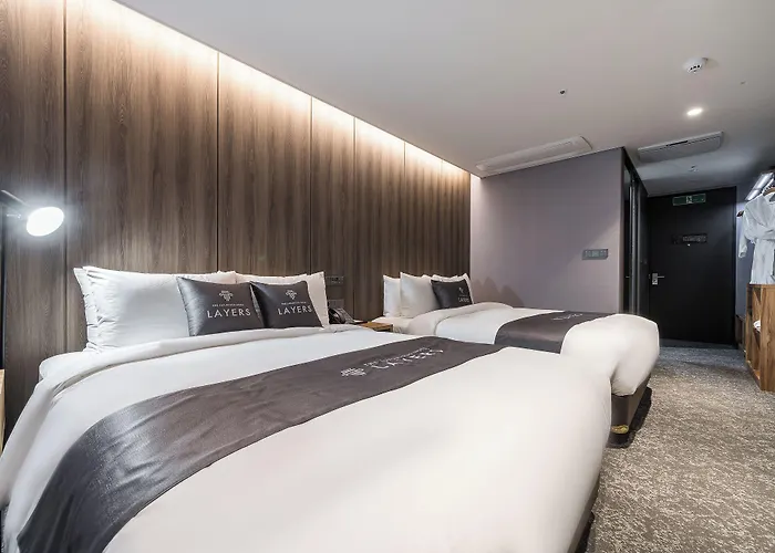 Hotel Layers Hadan 4*